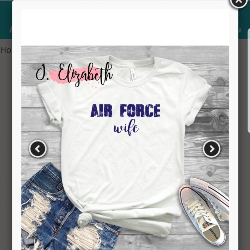 J.Elizabeth Clothing and accessories